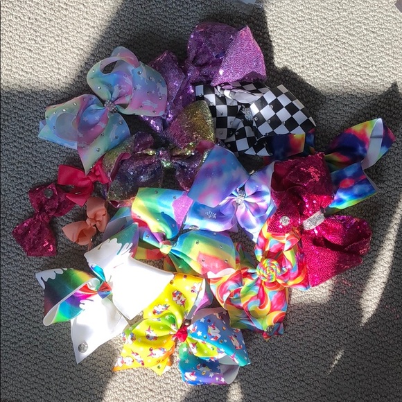 SOLD!!! JoJo Bow bundle 14- 11 large, 3 small - Picture 1 of 1